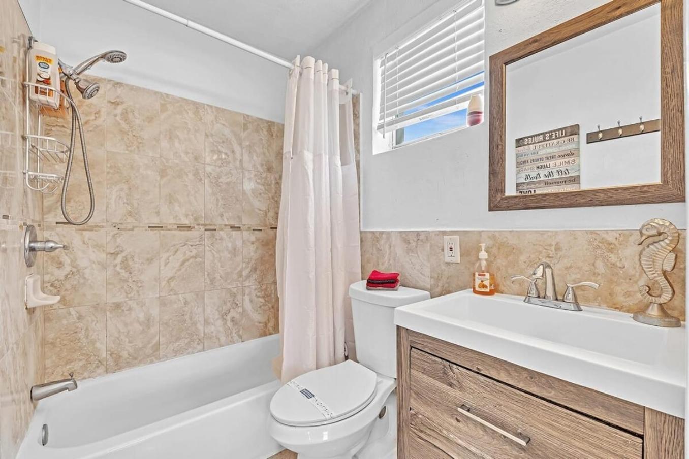 Hollywood Vacation Mins To Beach & Hard Rock #193 Apartamento Exterior foto